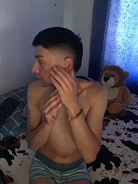 1418edwar online show from 04-18-26, 04:33