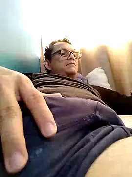 Bombi22 online show from 01-05-25, 03:34