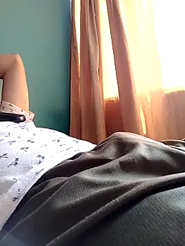 Bombi22 online show from 02-12-25, 06:19