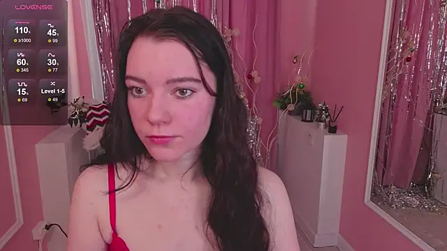 Snapshot of Lana__Cute_ chatting on 12-18-24, 09:58 Lana Cute online show from 12-18-24, 09:58