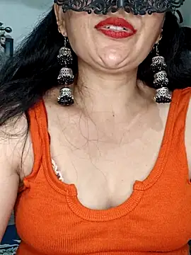 Snapshot of sexy_bhabhi69 chatting on 05-11-26, 05:21 sexy bhabhi69 online show from 05-11-26, 05:21