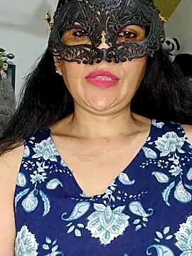 Snapshot of sexy_bhabhi69 chatting on 05-12-26, 05:10 sexy bhabhi69 online show from 05-12-26, 05:10