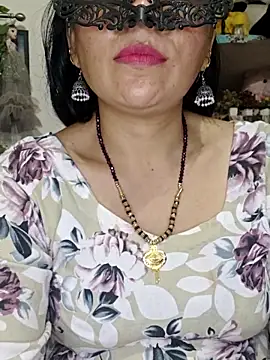 Snapshot of sexy_bhabhi69 chatting on 05-14-26, 08:15 sexy bhabhi69 online show from 05-14-26, 08:15