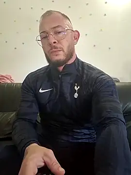 jourdinio13 online show from 11-16-25, 12:11