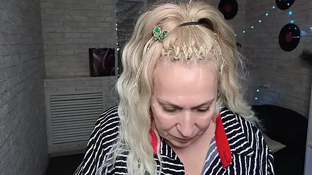 Penelope Pinky online show from 01-10-25, 05:13