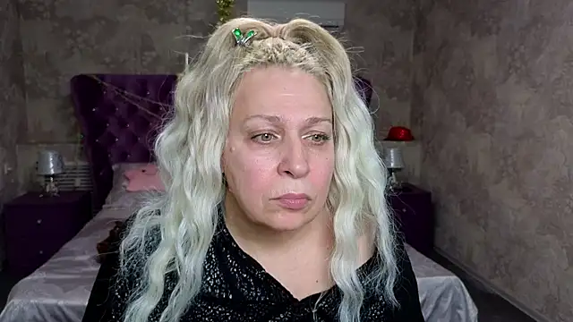 Penelope Pinky online show from 01-14-25, 02:43