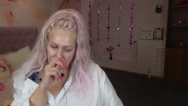 Penelope Pinky online show from 02-27-25, 09:04