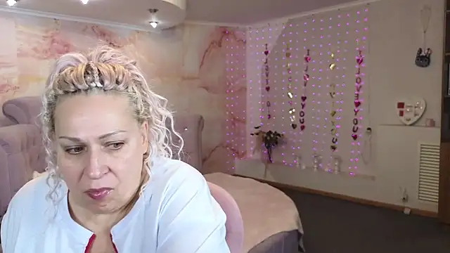 Penelope Pinky online show from 10-10-25, 11:09