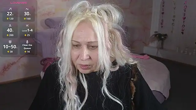 Penelope Pinky online show from 12-22-25, 10:34