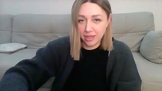 Snapshot of VickyLove047 chatting on 02-22-25, 04:51 VickyLove047 online show from 02-22-25, 04:51