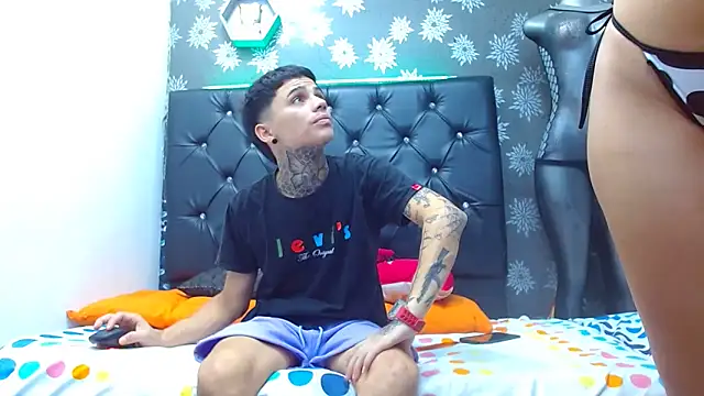 exotic hot couple online show from 01-13-25, 04:07