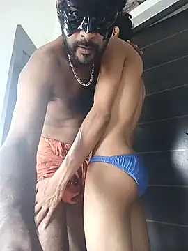 Snapshot of johnsinsexy chatting on 01-06-25, 06:14 johnsinsexy online show from 01-06-25, 06:14