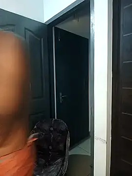 Snapshot of johnsinsexy chatting on 11-03-25, 04:52 johnsinsexy online show from 11-03-25, 04:52