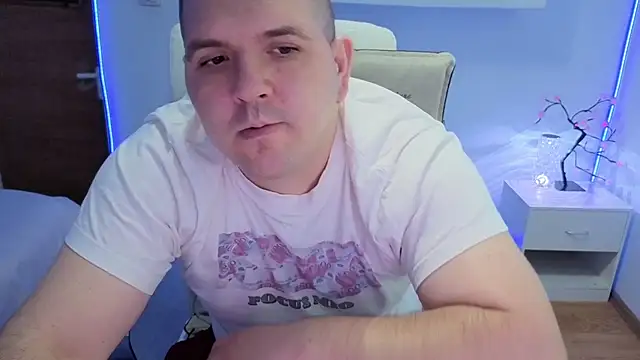 Snapshot of JasonJacks chatting on 06-13-26, 03:04 JasonJacks online show from 06-13-26, 03:04