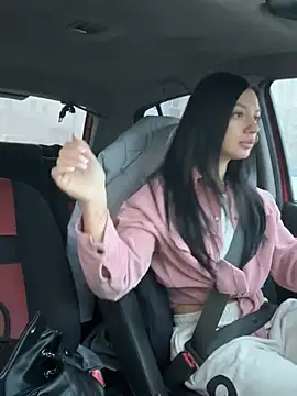 JulliaVegas online show from 02-08-25, 02:04