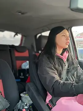 JulliaVegas online show from 02-28-25, 01:58