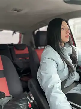 JulliaVegas online show from 03-06-25, 02:09