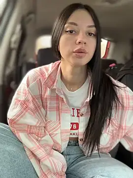 JulliaVegas online show from 09-23-25, 01:30