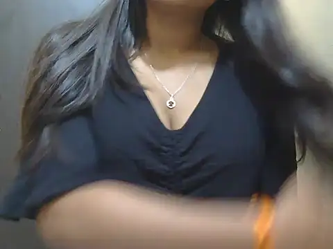 hot  surbhi online show from 03-17-26, 06:33