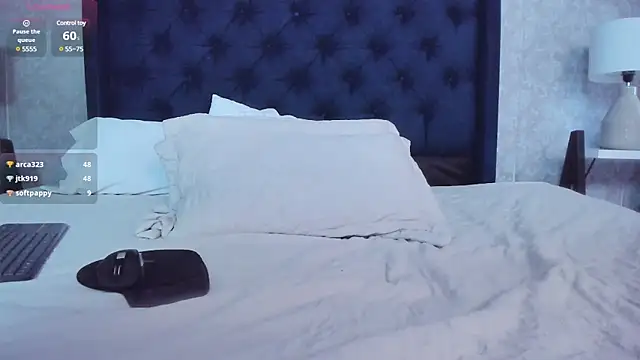 Snapshot of hotmature1 chatting on 01-15-25, 02:24 hotmature1 online show from 01-15-25, 02:24