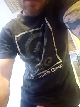 Huntzg23 online show from 03-04-26, 02:50