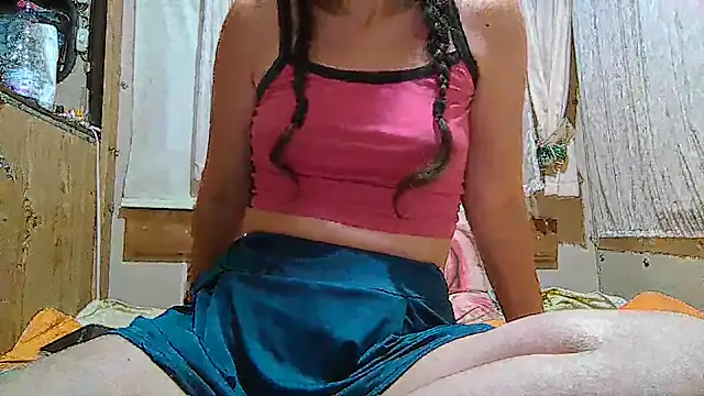 Snapshot of Eleni_Pappa chatting on 07-18-26, 07:28 Eleni Pappa online show from 07-18-26, 07:28