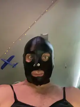 Snapshot of kinkycdslutsv chatting on 09-20-25, 08:21 kinkycdslutsv online show from 09-20-25, 08:21