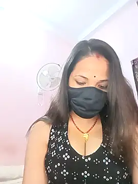 Hot-shot99 online show from 11-11-25, 04:29