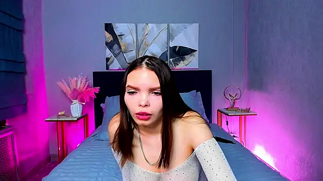 Curvy Dynamite  online show from 02-26-25, 01:00