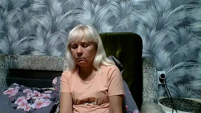 sakura blonde online show from 10-12-25, 08:08