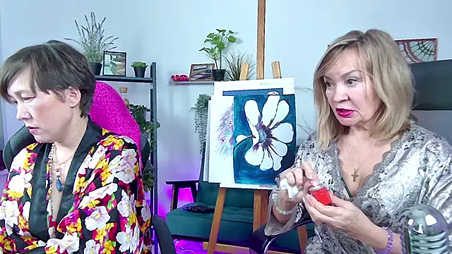 Snapshot of RosalindaFortuna chatting on 01-24-25, 11:15 RosalindaFortuna online show from 01-24-25, 11:15