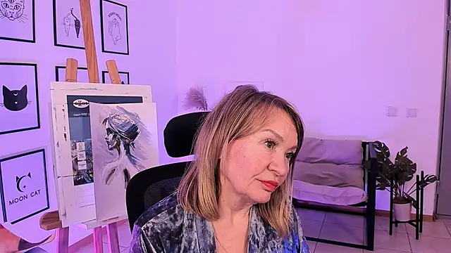 Snapshot of RosalindaFortuna chatting on 02-06-25, 10:48 RosalindaFortuna online show from 02-06-25, 10:48