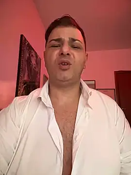 SecretlyDD online show from 02-12-25, 11:07