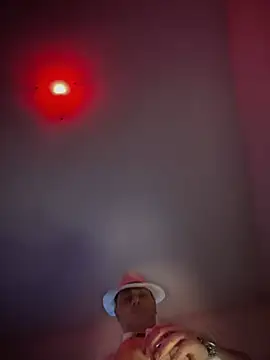 SecretlyDD online show from 02-14-25, 04:41