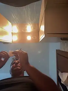 SecretlyDD online show from 03-15-25, 08:04