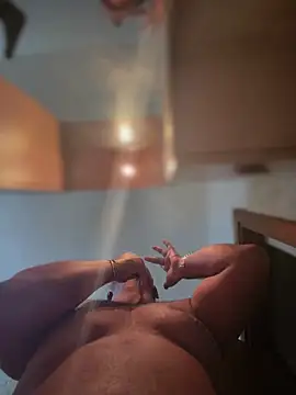 SecretlyDD online show from 02-02-26, 09:41