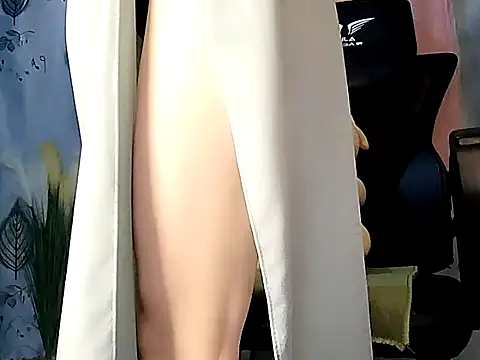 Lucy limon online show from 09-28-25, 10:15