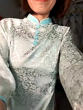 Lucy limon online show from 12-20-25, 10:39