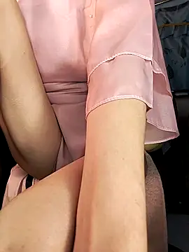 Lucy limon online show from 12-23-25, 07:50