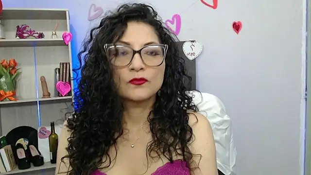 Snapshot of arianna_ros3 chatting on 02-25-25, 05:47 arianna ros3 online show from 02-25-25, 05:47