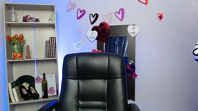 Snapshot of arianna_ros3 chatting on 03-01-25, 06:43 arianna ros3 online show from 03-01-25, 06:43