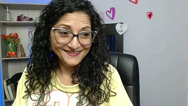 Snapshot of arianna_ros3 chatting on 03-02-25, 06:30 arianna ros3 online show from 03-02-25, 06:30