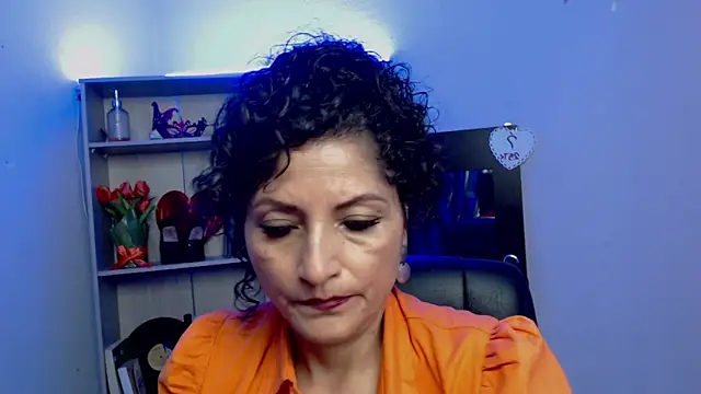 Snapshot of arianna_ros3 chatting on 03-14-25, 05:02 arianna ros3 online show from 03-14-25, 05:02