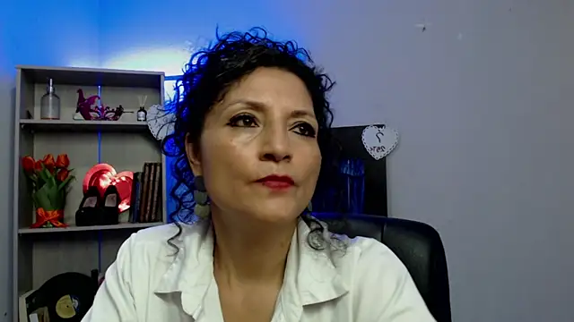 Snapshot of arianna_ros3 chatting on 03-15-25, 05:15 arianna ros3 online show from 03-15-25, 05:15