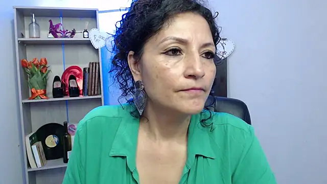 Snapshot of arianna_ros3 chatting on 03-17-25, 04:54 arianna ros3 online show from 03-17-25, 04:54