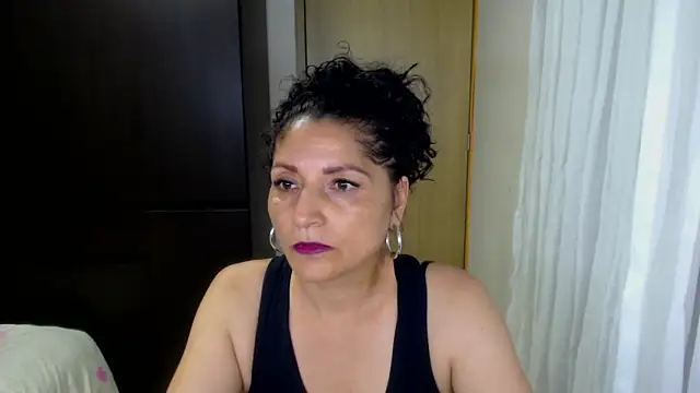 arianna ros3 online show from 04-08-26, 02:00