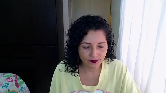 Snapshot of arianna_ros3 chatting on 04-24-26, 07:16 arianna ros3 online show from 04-24-26, 07:16