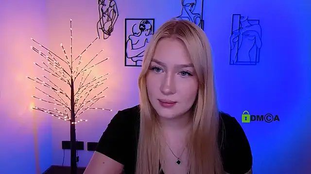 Snapshot of playful_sophie chatting on 07-17-26, 07:08 playful sophie online show from 07-17-26, 07:08