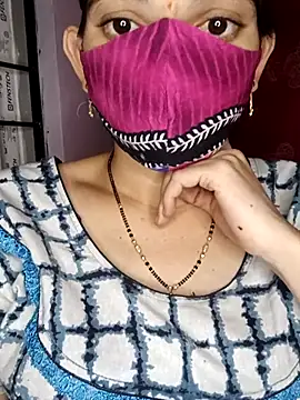 Snapshot of Telugu_Cute_Angel chatting on 02-14-25, 08:15 Telugu Cute Angel online show from 02-14-25, 08:15