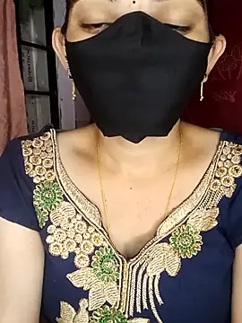 Snapshot of Telugu_Cute_Angel chatting on 10-14-25, 04:19 Telugu Cute Angel online show from 10-14-25, 04:19